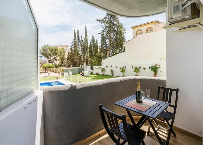 Malagasuite Comfort And Pool Apartamento *